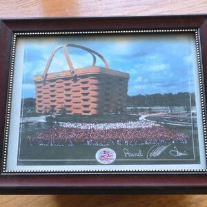 Longaberger Mahogany Frame with Basket Building Image